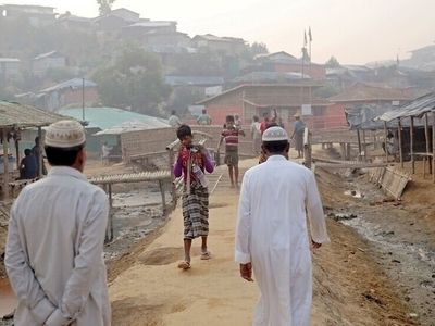 ۱۵ هزار آواره روهینگیایی در اردوگاه های بنگلادش قرنطینه شدند