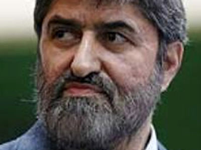 نمایندگان نباید از بیرون مجبور به استعفا شوند
