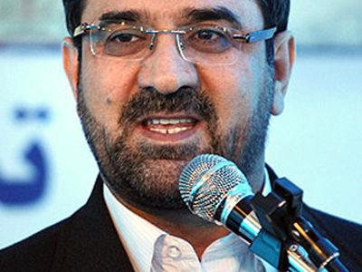 عباسی: اساسنامه فدراسیون‌ها وحی منزل نیست