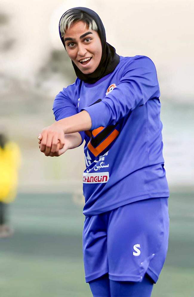 تصاویری از دیدار تیم های ایستا البرز و آوا تهران