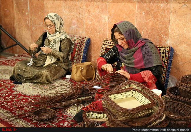 اولین جشنواره استانی غذاهای محلی در آستانه شب یلدا-سنندج