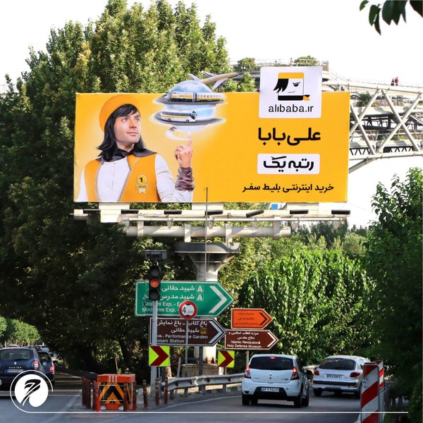 داستان&zwnj;سازی در تقابل با بداهه&zwnj;گویی