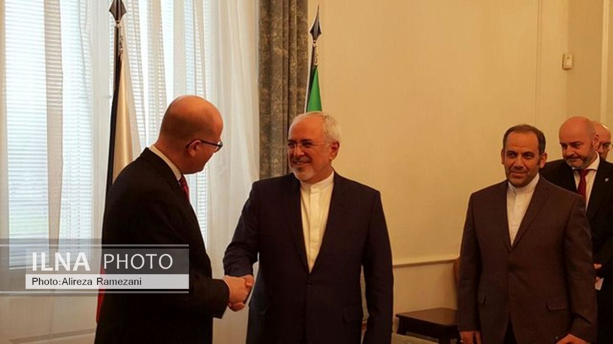 ظریف با نخست‌وزیر جمهوی چک دیدار کرد
