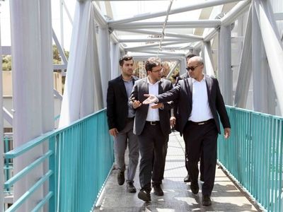 بازدید میدانی معاون شهردار تهران از وضعیت پل‌های عابر مکانیزه