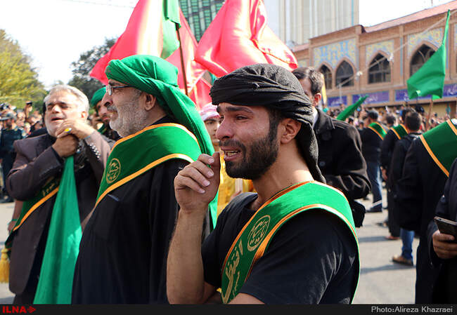 مراسم عزاداری و خیمه سوزان روز عاشورا در بازار تهران