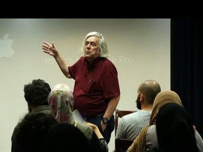 شبکه ۴ میزبان جاناتان رُزنبام و ناصر هاشم‌زاده می‌شود