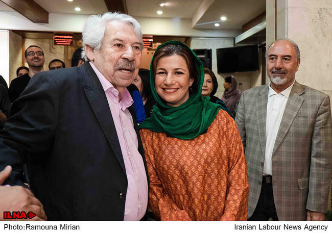 آیین افتتاح و اجرای نمایش اسم در تماشاخانه ایرانشهر‎ 