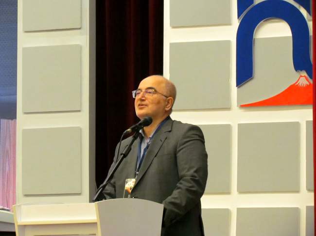 کنگره ملی سالیانه و کنگره بین‌المللی پژوهشی علوم پزشکی کشور به کار خ