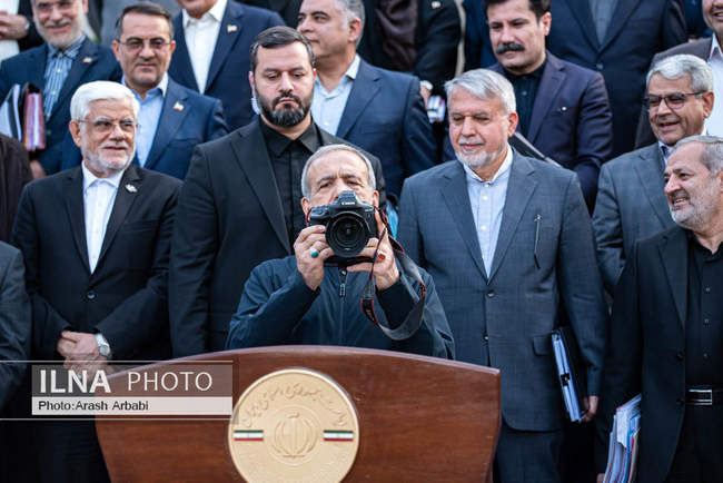  حاشیه جلسه هیات دولت