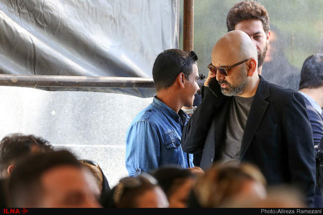 مراسم تشییع پیکر عزت الله انتظامی/1