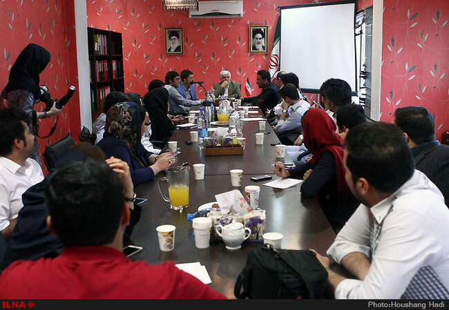 دیدار اصحاب رسانه با محمدرضا عارف 
