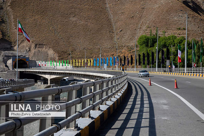 بازدید رئیس بنیاد مستضعفان از باند شرقی فاز ۲ آزادراه تهران شمال