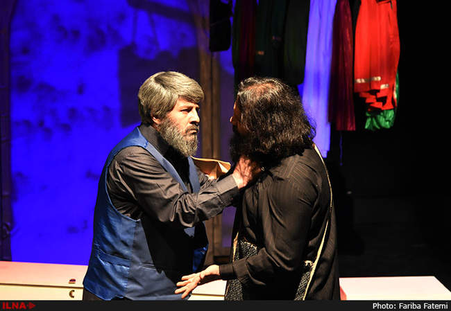 نمایش برگزین در تهران به روی صحنه رفت