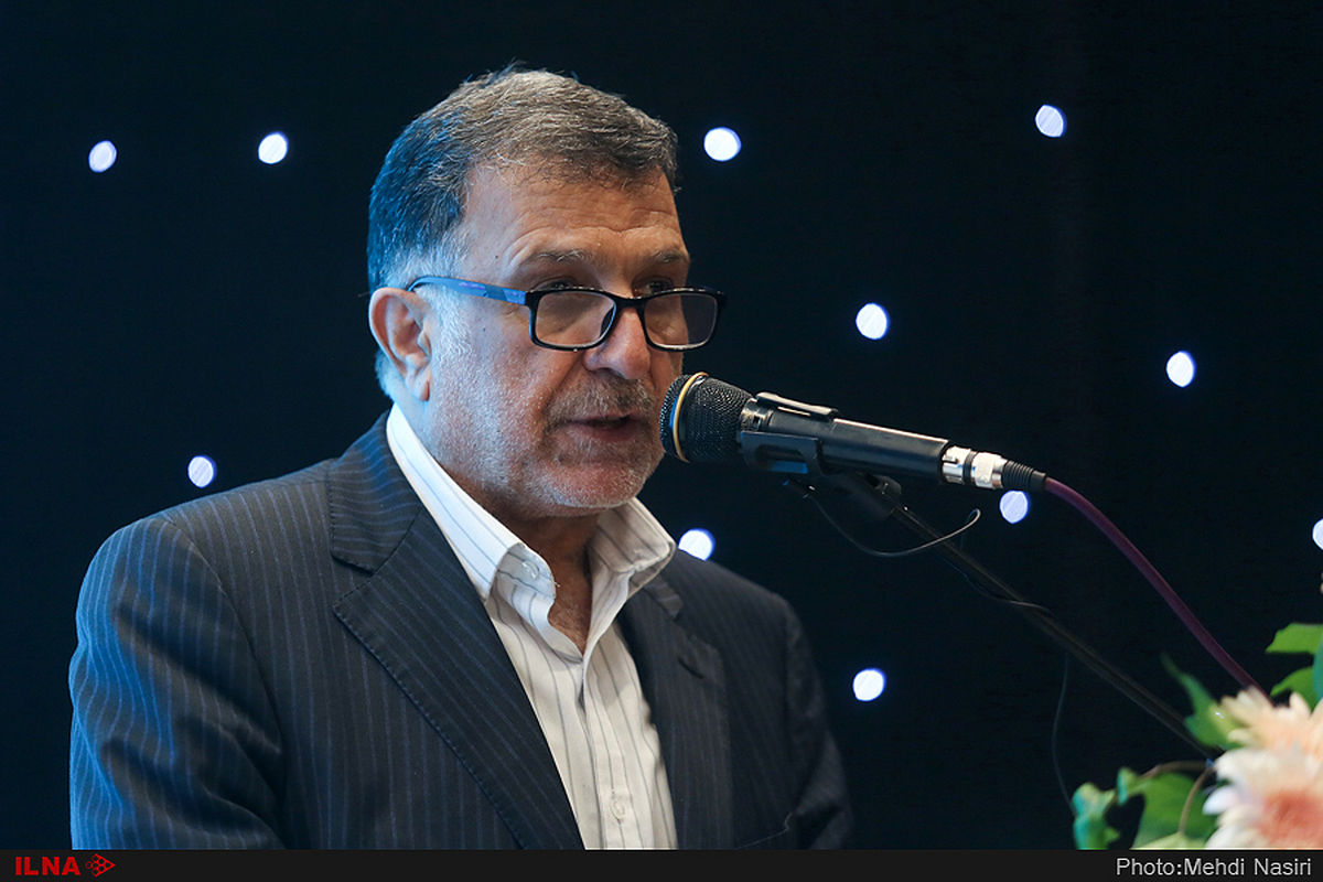 هدف شستا حفظ سرمایه‌های بیمه‌شدگان تأمین اجتماعی است/رشد ۱۶ درصدی فروش در سال ۹۶/سهم ۲/۱ درصدی از اقتصاد ملی