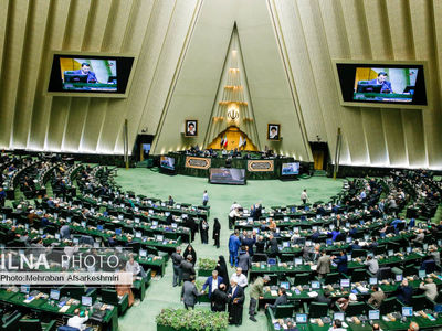 انتقادات توسلی از تخصیص اعتبارات به بخش‌های غیرضروری/توضیح قالیباف درخصوص اصلاح مواردی از جدول ۹ بودجه 