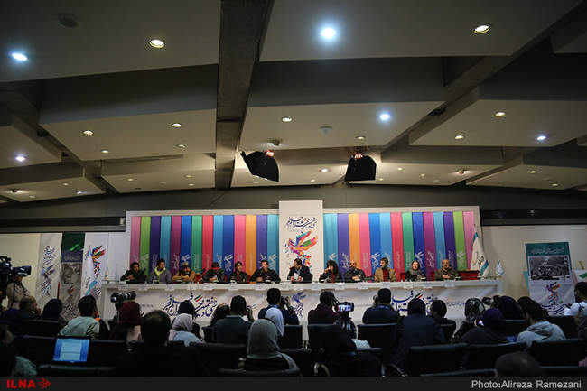 دهمین روز جشنواره فیلم فجر با حضور عوامل فیلم های حمال طلا و رد خون