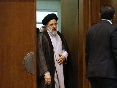 سیر نزولی تورم آغاز شده است/ آسیب‌های زیست‌محیطی احتمالی دریاچه نمک قم چند شهر را درگیر می‌کند/ تهران باید برای راه‌اندازی مترو قم همراهی کند