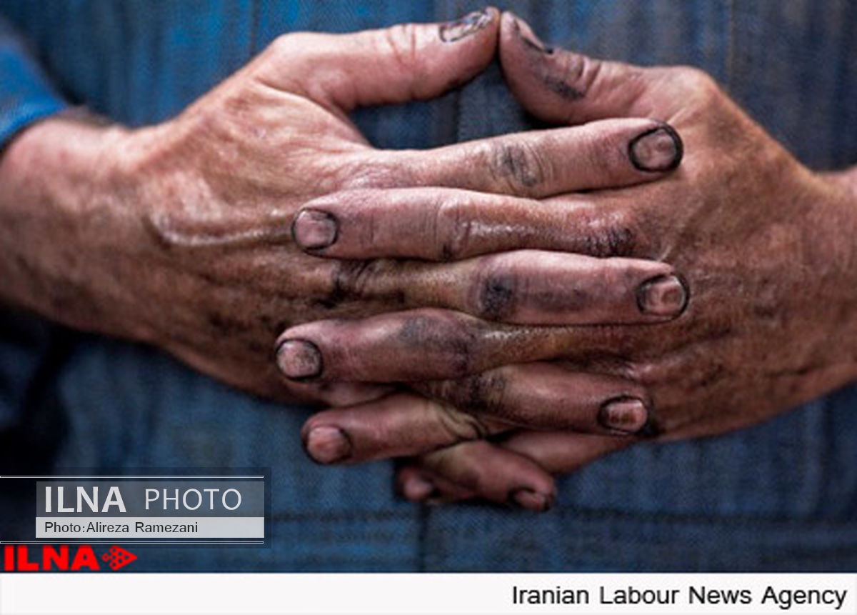ادامه مشکلات کارگران کشت و صنعت مهاباد با وجود تغییر کارفرما