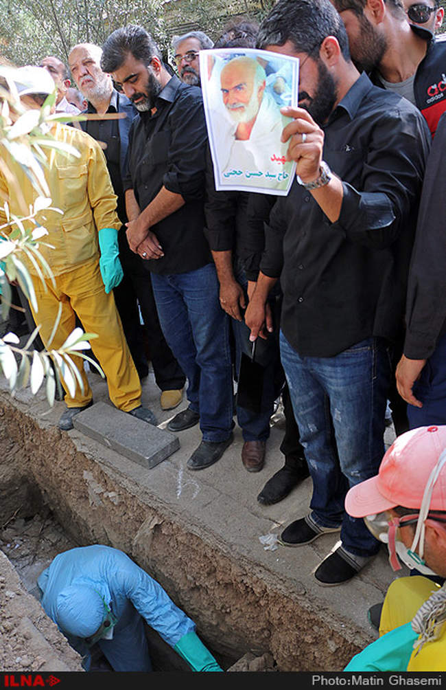 مراسم خاکسپاری جان باختگان فاجعه منا در قطعه 50 بهشت زهرا(س)