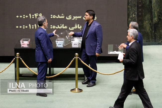 جلسه رای اعتماد وزیر پیشنهادی اقتصاد