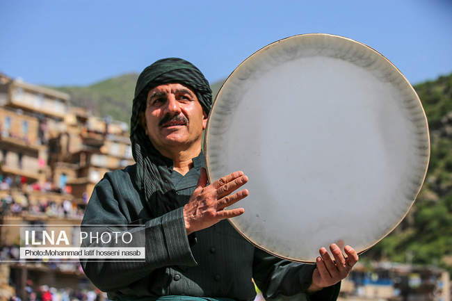 مراسم هزار دف در روستای پالنگان