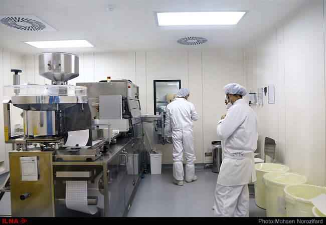 دیدار سرزده اعضای فراکسیون غذا و دارو از شرکت های تولید دارو