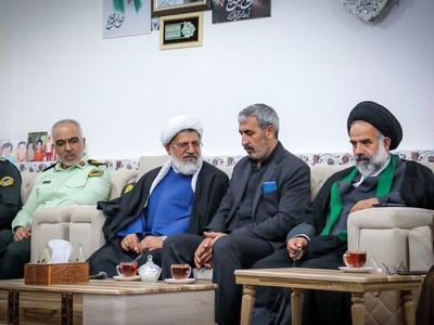 شهادت معامله شهید با خداوند است