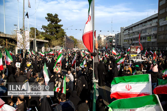 مراسم بیعت با سومین رهبر انقلاب اسلامی در تهران /1