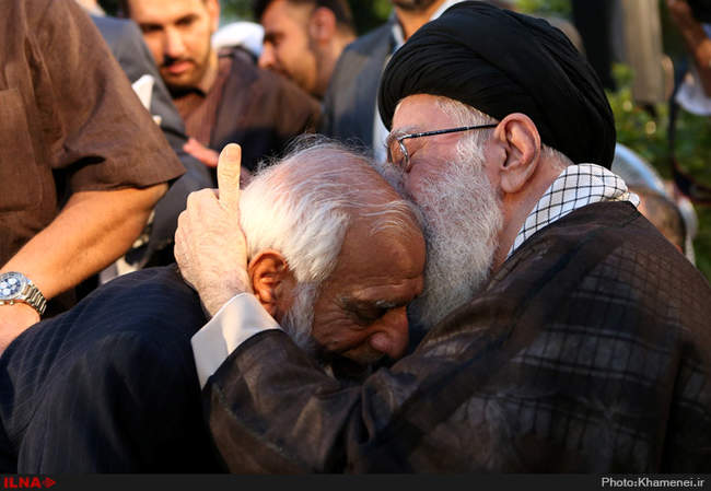 دیدار جمعی از شاعران با رهبر انقلاب