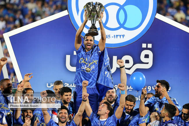 جشن قهرمانی تیم فوتبال استقلال
