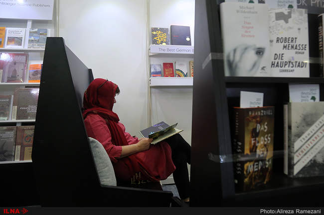 دومین روز از نمایشگاه بین المللی کتاب تهران