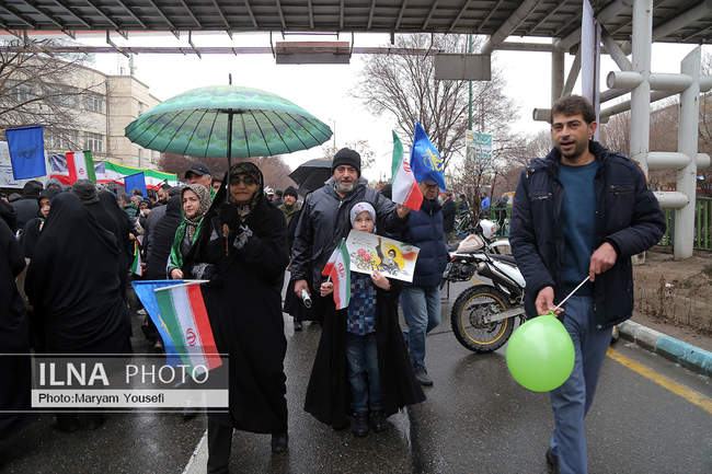حضور مردم تبریز در راهپیمایی ۲۲ بهمن