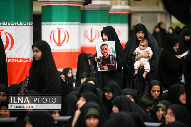 مراسم بزرگداشت شهدای جنگ تحمیلی ۱۲روزه با حضور رهبر معظم انقلاب