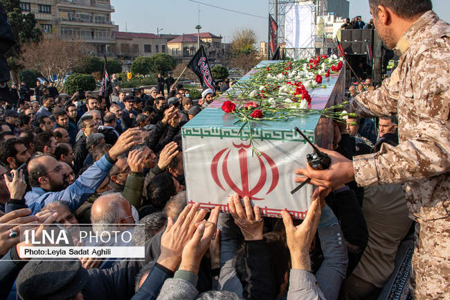 تشییع پیکر شهید گمنام در وزارت فرهنگ و ارشاد اسلامی