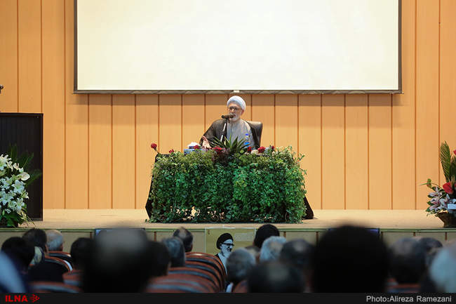 مراسم سی و هشتمین سالگرد درگذشت آیت الله سید محمود طالقانی