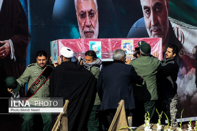 مراسم وداع کرمانی‌ها با پیکر پاک شهید سپهبد قاسم سلیمانی