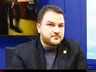 فردوسی با روایت یک درام با پس‌زمینه فرزندکشی، بر اهمیت مفهوم وطن اصرار می‌کند