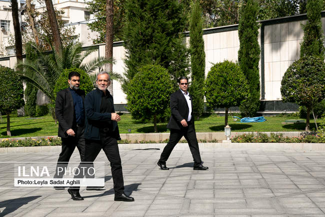 اولین حاشیه جلسه هیات دولت چهاردهم - ۱۱مهر