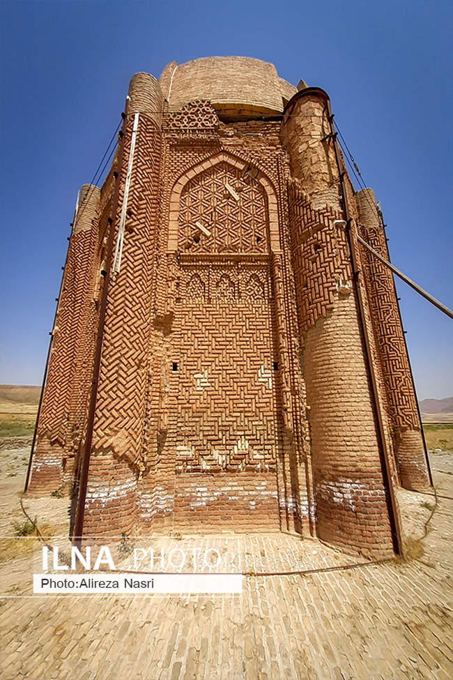 برج‌های دوقلوی خرقان شهرستان آوج 