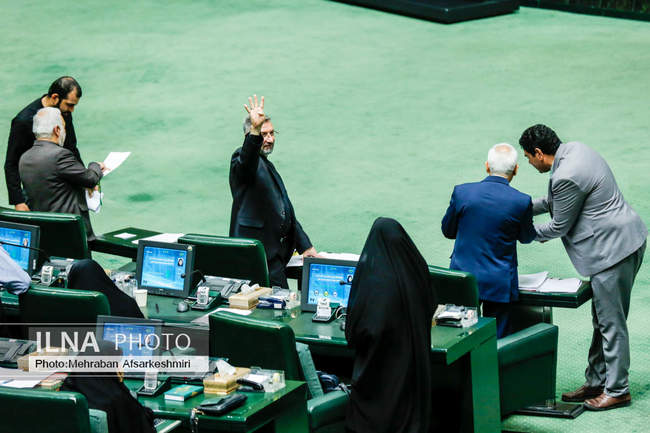 نشست علنی یکشنبه پنج مرداد مجلس شورای اسلامی 