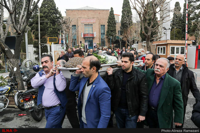 مراسم تشییع پیکر حسن حاجی نوری پیشکسوت مجسمه سازی
