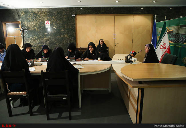  نشست خبری پروانه سلحشوری رییس فراکسیون زنان مجلس