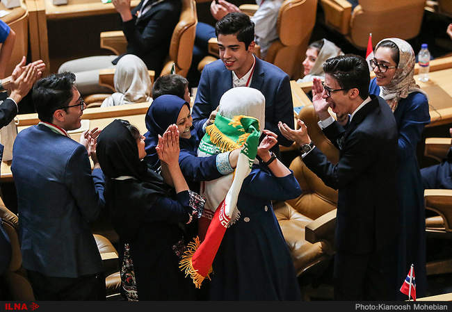 مراسم اختتامیه بیست و نهمین دوره المپیاد جهانی زیست‌شناسی