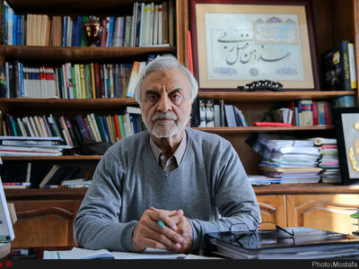 امام(ره) و رهبری تاکید کردند که نظامیان وارد گروه‌ها و دسته‌های سیاسی نشوند/ کاندیداتوری نظامیان مسبوق به سابقه است