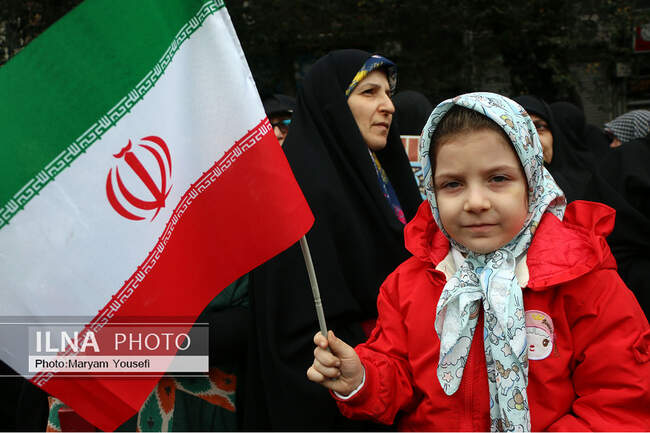      راهپیمایی یوم‌الله ۱۳ آبان‌ماه در تبریز 