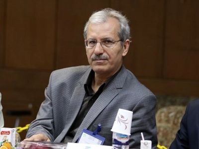 واکنش نصیرزاده به قهر همدانی، آقایی و آذرنیا از گسترش فولاد