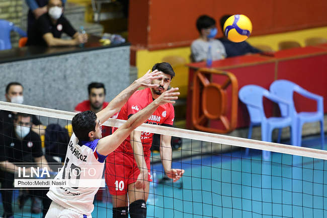 دیدار والیبال بین تیمهای شهرداری ارومیه و لبنیات هراز آمل