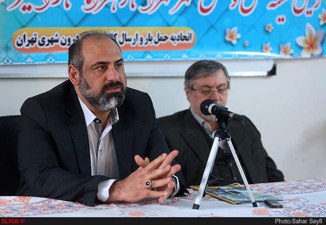 سرخو در جمع اعضای اتحادیه صنف حمل و نقل بارسبک و پیک موتوری