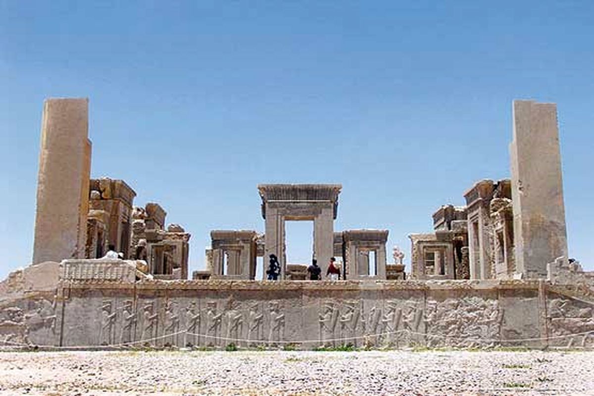 همکاری حفاظتی و مرمتی ایران و ایتالیا در تخت جمشید