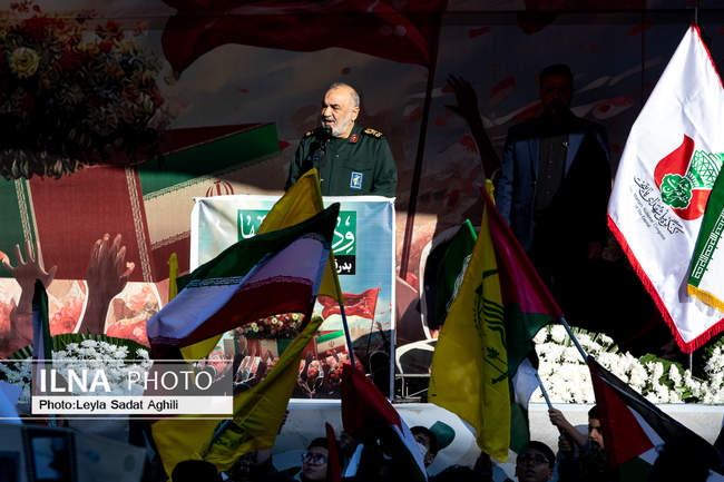 مراسم تشییع پیکر ۱۱۰ شهید گمنام در تهران